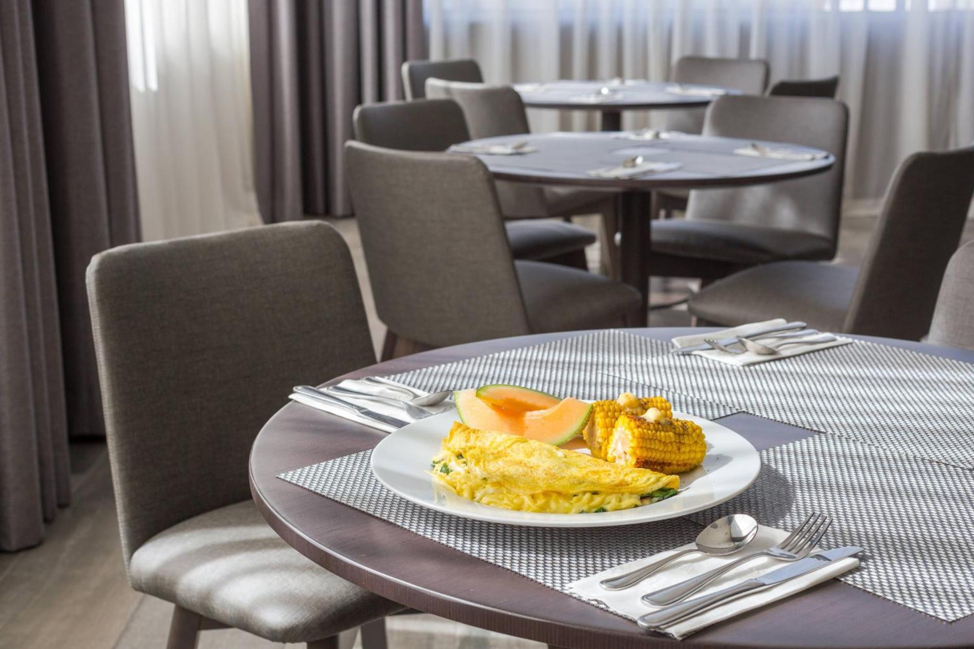 Отель Courtyard By Marriott Чиуауа Экстерьер фото
